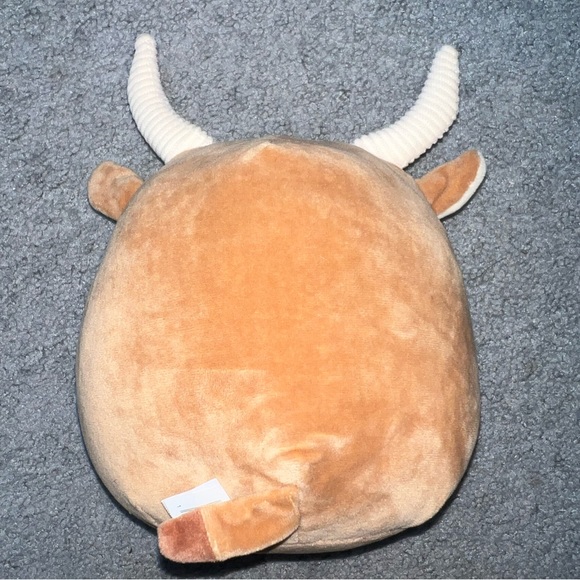 SOLD • Squishmallows Official Wilfred the Brown Highland Cow - Picture 3 of 3